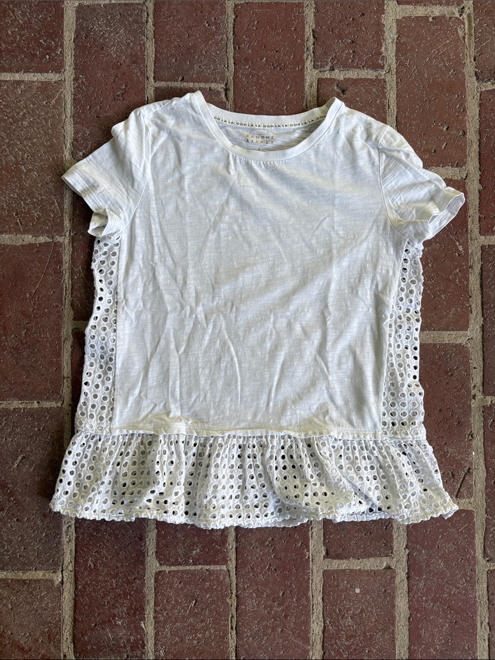 kate spade Broome Street “Ooh La La” White Short Sleeved Oversized Top